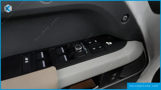 LAND ROVER DEFENDER 110 P300 X-DYNAMIC SE