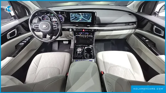 KIA CARNIVAL 9-SEATER NOBLESSE