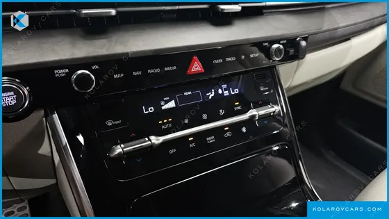 KIA CARNIVAL 9-SEATER NOBLESSE
