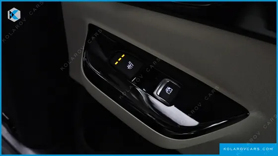 KIA CARNIVAL 9-SEATER NOBLESSE