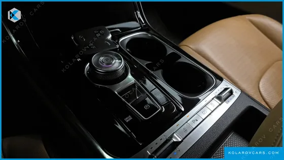 KIA CARNIVAL 7-SEATER NOBLESSE