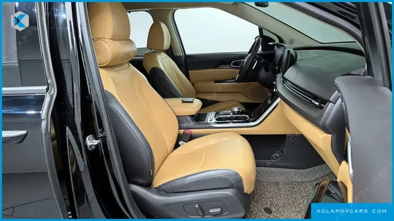 KIA CARNIVAL 7-SEATER NOBLESSE