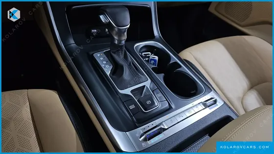 KIA CARNIVAL 9-SEATER PRESTIGE