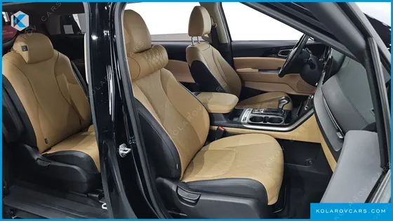 KIA CARNIVAL 9-SEATER PRESTIGE