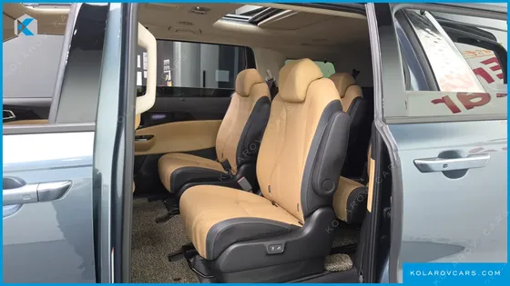 KIA CARNIVAL 9-SEATER SIGNATURE