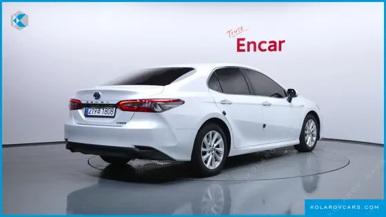 TOYOTA CAMRY 2.5 LE HYBRID