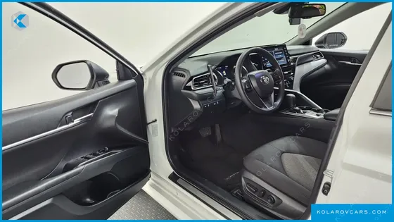 TOYOTA CAMRY 2.5 LE HYBRID