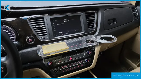 KIA CARNIVAL 7-SEATER LIMOUSINE