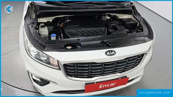 KIA CARNIVAL 9-SEATER PRSTIGE