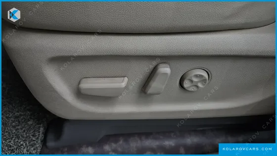 KIA CARNIVAL 9-SEATER PRSTIGE