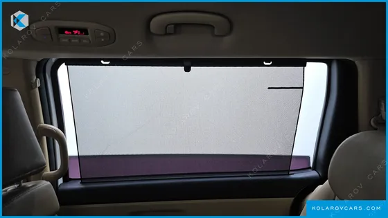 KIA CARNIVAL 9-SEATER PRSTIGE
