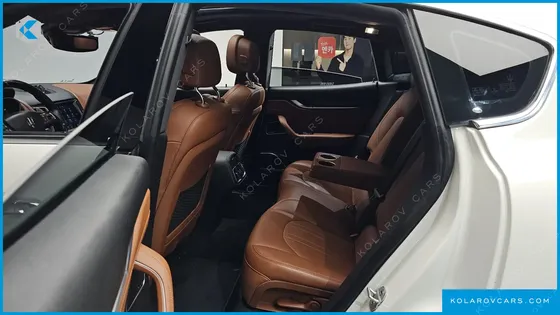 MASERATI LEVANTE 3.0 AWD