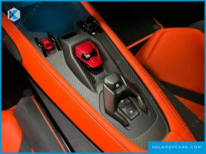 LAMBORGHINI REVUELTO 6.5 V12