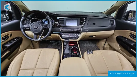 KIA CARNIVAL 9-SEATER NOBLESSE SPECIAL
