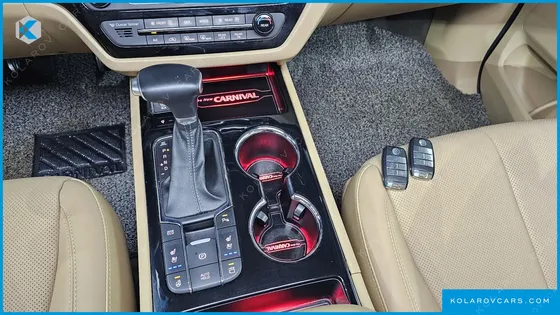 KIA CARNIVAL 9-SEATER NOBLESSE SPECIAL
