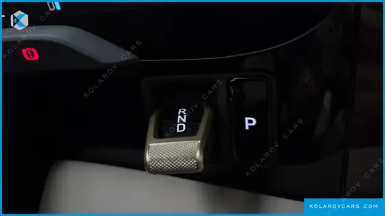 PORSCHE TAYCAN BASE