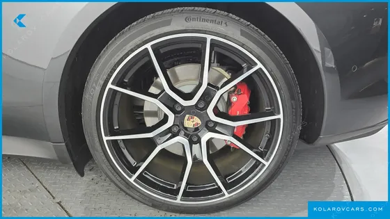 PORSCHE TAYCAN 4S