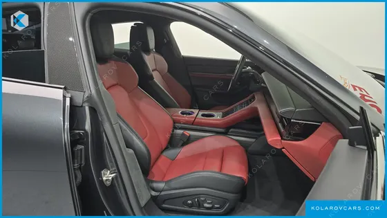 PORSCHE TAYCAN 4S