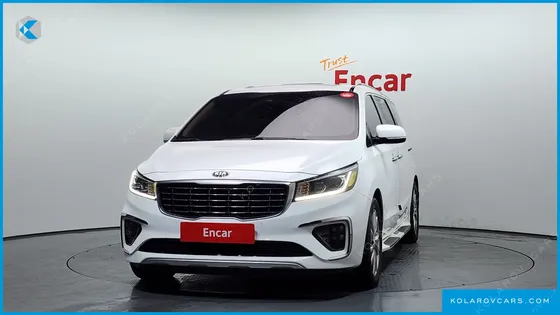 KIA CARNIVAL 9-SEATER NOBLESSE