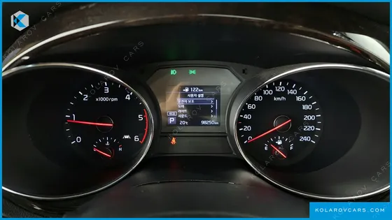 KIA CARNIVAL 9-SEATER NOBLESSE
