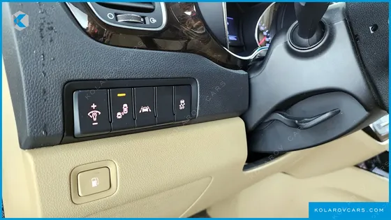 KIA CARNIVAL 9-SEATER NOBLESSE