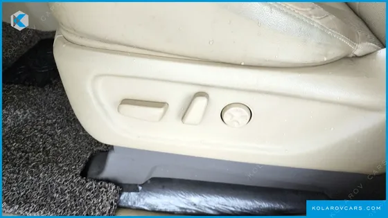 KIA CARNIVAL 9-SEATER NOBLESSE