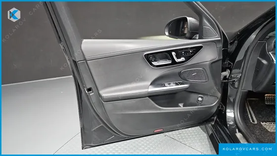 MERCEDES C-CLASS C300 AMG LINE