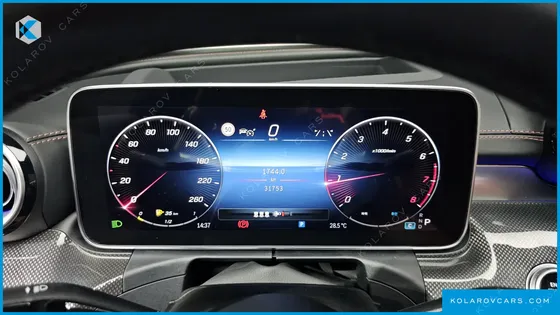 MERCEDES C-CLASS C300 4MATIC AMG LINE