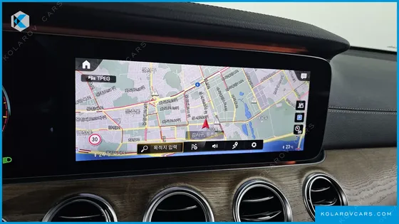 MERCEDES E-CLASS E250 EXCLUSIVE