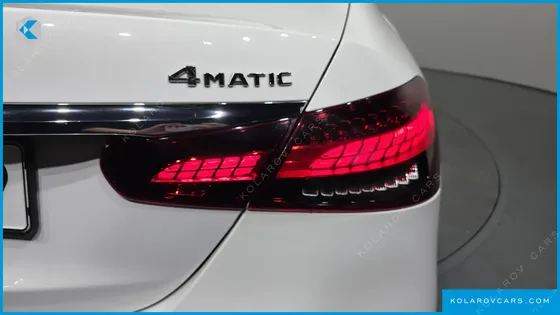 MERCEDES E-CLASS E220D 4MATIC AMG LINE