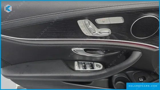 MERCEDES E-CLASS E220D 4MATIC AMG LINE