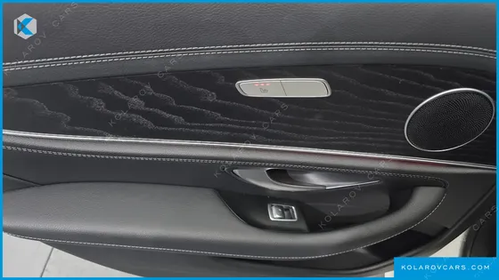 MERCEDES E-CLASS E220D 4MATIC AMG LINE