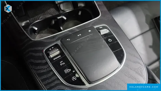 MERCEDES E-CLASS E220D 4MATIC AMG LINE