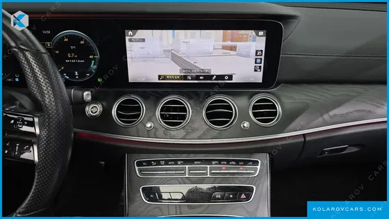 MERCEDES E-CLASS E220D 4MATIC AMG LINE