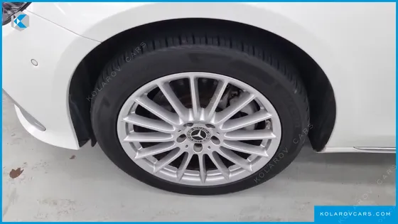 MERCEDES E-CLASS E220D 4MATIC EXCLUSIVE