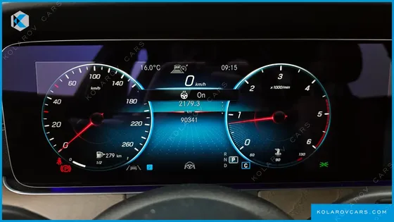 MERCEDES E-CLASS E220D 4MATIC EXCLUSIVE