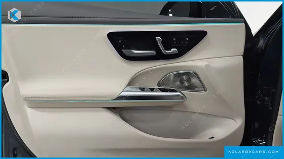 MERCEDES E-CLASS E300 4MATIC EXCLUSIVE