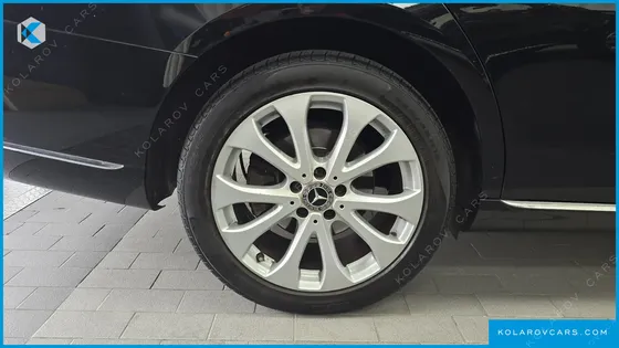 MERCEDES E-CLASS E220D EXCLUSIVE