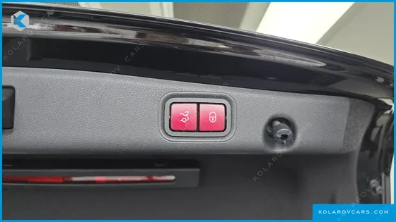 MERCEDES E-CLASS E220D EXCLUSIVE