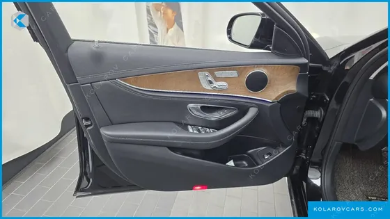 MERCEDES E-CLASS E220D EXCLUSIVE