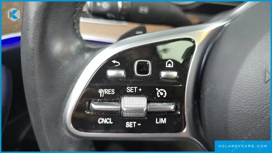 MERCEDES E-CLASS E220D EXCLUSIVE