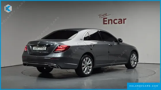 MERCEDES E-CLASS E300 4MATIC EXCLUSIVE