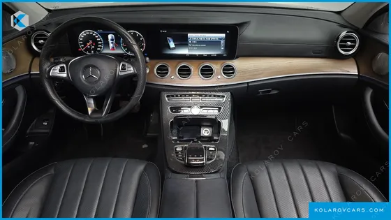 MERCEDES E-CLASS E300 4MATIC EXCLUSIVE