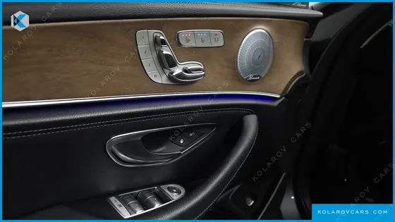 MERCEDES E-CLASS E300 4MATIC EXCLUSIVE