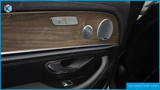 MERCEDES E-CLASS E300 4MATIC EXCLUSIVE