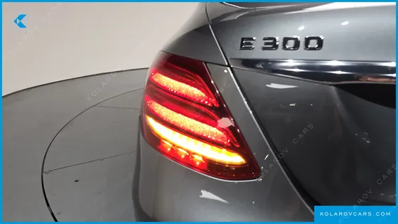 MERCEDES E-CLASS E300 4MATIC EXCLUSIVE