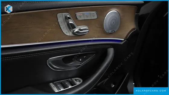 MERCEDES E-CLASS E300 4MATIC EXCLUSIVE