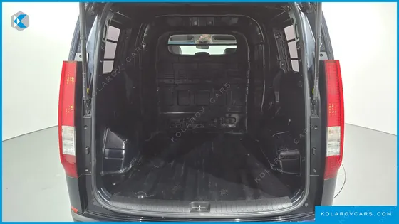 HYUNDAI STARIA CARGO 5-SEATER