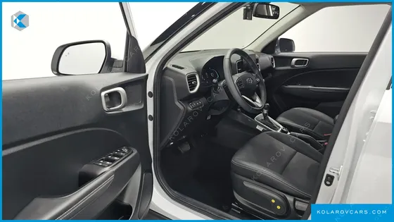 HYUNDAI VENUE 1,6 PREMIUM