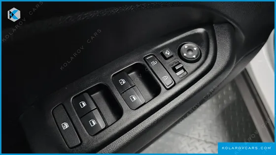 HYUNDAI VENUE 1,6 PREMIUM